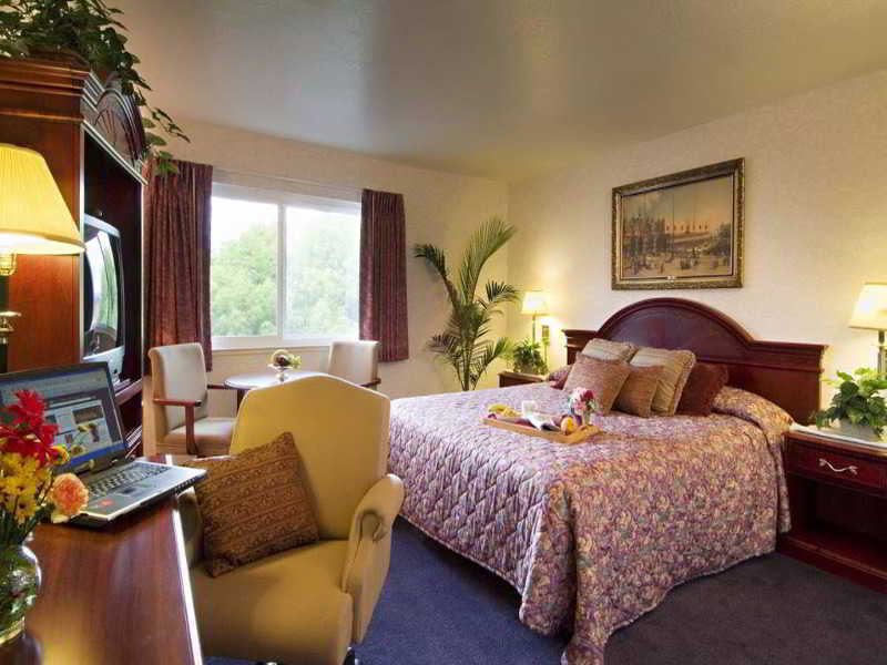 Cherry Orchard Inn Саннивейл Экстерьер фото